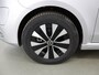 Mercedes-Benz EQV 300 | Lang L2 | Avantgarde | 90 kWh | 6-persoons | Spraakassistent | Climate Control | Navigatie | Schuifdeuren L+R | Certified
