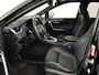 Toyota RAV4 2.5 Hybrid Black Edition | Navigatie | Camera | LM velgen | JBL |