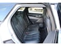 Land Rover Range Rover Velar 2.0 P400e R-DYNAMIC 404PK | PANORAMA | STOELVENT | MERIDIAN | LEDER | STOELMASSAGE | ADAPTIVE |