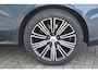 Volvo V60 2.0 T5 Momentum | Leder | ACC | 18" LMV | Elektrische klep |