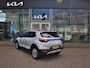 Kia Stonic 1.0 T-GDi MHEV DynamicPlusLine | Navigatie | Climate Control | Camera | tot 10 jaar Garantie |