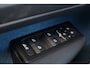 Volvo C40 Recharge Twin Ultimate 78 kWh - Panoramadak - IntelliSafe Assist & Surround - 360º Camera - Verwarmde voorstoelen & stuur - Parkeersensoren voor & achter - Elektr. bedienb. voorstoelen met geheugen links - Draadloze tel. lader - Warmtepomp - Extra getint glas - Elektr. inklapbare trekhaak - 20' LMV