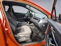 Toyota C-HR 1.8 Hybrid Dynamic (98 PK) 1e-Eig. & Dealer-Onderh. BOVAG-Garantie. NL-Auto. Half-Leer, Trekhaak, Navigatie/Apple-Carplay/Android-Auto, Adaptive-Cruisecontrol, Keyless-Entry/Start, Parkeersensoren-V+A, Achteruitrijcamera, DAB, Licht-Zicht-Pakket, Lm-Velgen-18Inch, Privacy-Glas