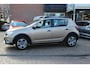 Dacia Sandero STEPWAY 0.9 Tce 90PK Tech Road Automaat + 16"/ Navi/ Clima/ Cruise/ CarPlay/ NL auto