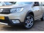 Dacia Sandero STEPWAY 0.9 Tce 90PK Tech Road Automaat + 16"/ Navi/ Clima/ Cruise/ CarPlay/ NL auto