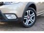Dacia Sandero STEPWAY 0.9 Tce 90PK Tech Road Automaat + 16"/ Navi/ Clima/ Cruise/ CarPlay/ NL auto