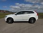 Volvo XC60 2.0 T5 FWD Polar+ / Automaat / Panorama dak / Leder / Stoelverwarming / Navigatie / Camera / 20"LM Velgen