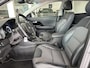 Kia Niro 1.6 GDi Hybrid Edition Schuif-/kanteldak, navigatie, Apple CarPlay/Android Auto, stoel- & stuurverwraming, achteruitrij camera, parkeersensoren, adaptieve cruise control,