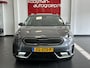Kia Niro 1.6 GDi Hybrid Edition Schuif-/kanteldak, navigatie, Apple CarPlay/Android Auto, stoel- & stuurverwraming, achteruitrij camera, parkeersensoren, adaptieve cruise control,