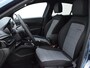 Fiat Tipo Cross 1.0 Cross | Navigatiesysteem | Bluetooth | Automatische Airco | Adaptive Cruise controle | Verwarmbare voorstoelen | Parkeersensoren voor + achter |