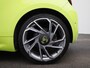 Abarth 500e Abarth Scorpionissima 42 kWh | Navigatie | Climate Controle | Cruise Controle | Camera | Parkeersensoren | Panoramadak | LMV 18" |
