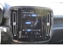 Volvo XC40 Single Motor Extended Range Plus 82 kWh, Achteruitrijcamera, Elektrisch bedienbare achterklep, Apple Carplay, Android Auto, Semi elektrische trekhaak, Google Services, Stoelverwarming, Stuurwielverwarming, Adaptieve Cruise Control