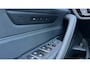 BMW 5-Serie Touring 520i High Executive | M-Sport | Leer | Camera