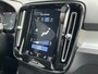 Volvo XC40 Single Motor Extended Range Plus | Achteruitrijcamera | Cruise control adaptief met Stop&Go en stuurhulp | Dodehoekdetectie met correctie