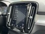 Volvo XC40 Single Motor Extended Range Plus | Achteruitrijcamera | Cruise control adaptief met Stop&Go en stuurhulp | Dodehoekdetectie met correctie