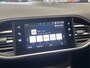 Peugeot 308 SW 1.2 PURE TECH GT PANORAMADAK NAVIGATIE CRUISE CONTROL APPLE CARPLAY/ANDROID RIJSTROOKSENSOREN DODEHOEKSENSOREN ACHTERUITRIJCAMERA ZEER MOOI !! Brgl