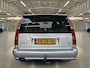 Volvo V70 2.5 Sports-Line Automaat, trekhaak, voor de liefhebber van een classic..