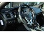 Volvo V40 T3 Dynamic Editon | Cruise Control | Stoelverwarming | Full-LED | Navigatie | 17-Inch | Parkeerhulp