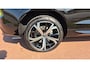 Volvo XC60 2.0 T8 PHEV AWD Ultra Dark Bowers Wilkins Audio - Luchtvering - Trekhaak - 360 Camera - Privacy en geluidsisolerend glas - 21 Inch Velgen - Alarm - Massage functie voorstoelen - Stoel ventilatie