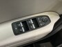 Renault Captur 1.6 E-Tech Plug-in Hybrid 160 Initiale Paris | Schuif-/kanteldak | Lederen bekleding | LED | 360 Camera | Carplay | Stoel/Stuurverwarming | Trekhaak |
