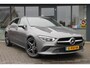 Mercedes-Benz CLA Shooting Brake 180 Advantage ✅ Camera ✅ Zwarte Hemel ✅ Rijklaar ✅ 1 Jaar Bovag Garantie ✅
