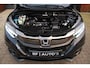 Honda HR-V 1.5 i-VTEC Turbo Sport 184Pk | LED | Camera | Navi | Bluetooth | Cruise | LMV18" Dealer onderhouden | Zeer nette auto Onderhoudshistorie aanwezig