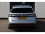 Volkswagen ID.7 Tourer Pro S Business 86 kWh 286PK / 210kW, Warmtepomp, LED Matrix (IQ.Lights), dodehoeksensor (side assist), voorstoelen verwarmbaar, stuurwiel verwarmbaar, travel assist (rij-assistent), adaptieve cruise control (acc), elektrisch verstelbare ErgoActive bestuurdersstoel met massagefunctie, draadloos telefoon laden, rondomzichtcamera (area view), parkeersensoren voor en achter (pdc), 3-zone climatronic, keyless entry, Apple Carplay / Android Auto, DAB+, elektrische achterklep, multifunctioneel lederen stuurwiel etc.
