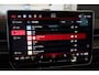 Volkswagen ID.7 Tourer Pro S Business 86 kWh 286PK / 210kW, Warmtepomp, LED Matrix (IQ.Lights), dodehoeksensor (side assist), voorstoelen verwarmbaar, stuurwiel verwarmbaar, travel assist (rij-assistent), adaptieve cruise control (acc), elektrisch verstelbare ErgoActive bestuurdersstoel met massagefunctie, draadloos telefoon laden, rondomzichtcamera (area view), parkeersensoren voor en achter (pdc), 3-zone climatronic, keyless entry, Apple Carplay / Android Auto, DAB+, elektrische achterklep, multifunctioneel lederen stuurwiel etc.