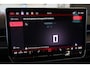 Volkswagen ID.7 Tourer Pro S Business 86 kWh 286PK / 210kW, Warmtepomp, LED Matrix (IQ.Lights), dodehoeksensor (side assist), voorstoelen verwarmbaar, stuurwiel verwarmbaar, travel assist (rij-assistent), adaptieve cruise control (acc), elektrisch verstelbare ErgoActive bestuurdersstoel met massagefunctie, draadloos telefoon laden, rondomzichtcamera (area view), parkeersensoren voor en achter (pdc), 3-zone climatronic, keyless entry, Apple Carplay / Android Auto, DAB+, elektrische achterklep, multifunctioneel lederen stuurwiel etc.