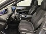 Peugeot 3008 SUV GT Hybrid 225 pk Automaat | SOH 98,7% | Navigatie | Elektrisch Glazen Panoramadak | Achteruitrijcamera | Full-LED Koplampen | Dodehoek Detectie | Keyless Entry/Start | Adaptieve Cruise Control | 18" Lichtmetalen Velgen | Apple Carplay/Android Auto |