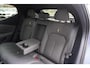 Lynk & Co 02 More 66 kWh | Lane Assists | Electrische Stoelen | 100 % electrisch | Panoramisch schuifdak | rustmodus | Elektrisch bediende achterklep | Middendisplay - 15,4 inch |