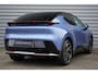 Lynk & Co 02 More 66 kWh | Lane Assists | Electrische Stoelen | 100 % electrisch | Panoramisch schuifdak | rustmodus | Elektrisch bediende achterklep | Middendisplay - 15,4 inch |