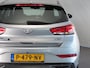 Hyundai i30 1.0 T-GDi MHEV Comfort Smart | Apple CarPlay/ Android Auto | Achteruitrijcamera | Parkeersensoren Achter | Navigatie | Automatische Dimlichten | Lane Assist