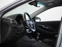 Hyundai i30 1.0 T-GDi MHEV Comfort Smart | Apple CarPlay/ Android Auto | Achteruitrijcamera | Parkeersensoren Achter | Navigatie | Automatische Dimlichten | Lane Assist