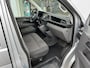 Volkswagen Transporter 2.0 TDI L2H1 150 PK | Airco | Trekhaak | Achteruitrijcamera | Navigatie | Parkeerhulp achter | Cruise control | Dubbele cabine |