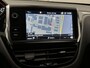 Peugeot 2008 SUV GT-Line 130 pk Automaat | Navigatie | Achteruitrijcamera | Parkeersensoren Voor en Achter | Lederen Bekleding | Sportstoelen | LED Dagrijverlichting | Climate Control | Cruise Control | 17" Lichtmetalen Velgen |