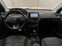 Peugeot 2008 SUV GT-Line 130 pk Automaat | Navigatie | Achteruitrijcamera | Parkeersensoren Voor en Achter | Lederen Bekleding | Sportstoelen | LED Dagrijverlichting | Climate Control | Cruise Control | 17" Lichtmetalen Velgen |