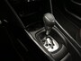 Peugeot 2008 SUV GT-Line 130 pk Automaat | Navigatie | Achteruitrijcamera | Parkeersensoren Voor en Achter | Lederen Bekleding | Sportstoelen | LED Dagrijverlichting | Climate Control | Cruise Control | 17" Lichtmetalen Velgen |