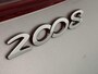 Peugeot 2008 SUV GT-Line 130 pk Automaat | Navigatie | Achteruitrijcamera | Parkeersensoren Voor en Achter | Lederen Bekleding | Sportstoelen | LED Dagrijverlichting | Climate Control | Cruise Control | 17" Lichtmetalen Velgen |