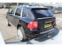 Porsche Cayenne 4.5 Turbo MEENEEMPRIJS Automaat/Panoramadak/Navigatie/Airco/Luchtvering/Bose installatie/Xenon lampen/Stoelverwarming/lederen bekleding/Parkeersensoren/Koplampreiniging/Metallic