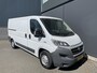 Fiat Ducato 33 2.3 MultiJet L2H1 Airco - Trekhaak - Luchtvering - Bluetooth - Park. sensoren Achter - Lendesteun verstelb. -  B.stoel IHV - Hill hold - 2 zitpl. RV - Zijschuifd. Rechts - Laadvloer - Tussenschot V - zijwand b