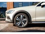 Volvo V60 Cross Country 2.0 T5 AWD Pro Panodak Memory Harman Kardon Leer Trekhaak ACC HUD