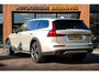 Volvo V60 Cross Country 2.0 T5 AWD Pro Panodak Memory Harman Kardon Leer Trekhaak ACC HUD