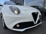 Alfa Romeo MiTo 1.4 77PK (4-cilinder) Super (CRUISE|AIRCO|BLUETOOTH|LMV)