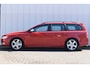 Volvo V70 2.5T 231PK R-Design Automaat | Stoelverwarming | Cruise control | Parkeer sensor achter | Gear tronic |