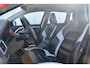 Volvo V70 2.5T 231PK R-Design Automaat | Stoelverwarming | Cruise control | Parkeer sensor achter | Gear tronic |
