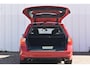 Volvo V70 2.5T 231PK R-Design Automaat | Stoelverwarming | Cruise control | Parkeer sensor achter | Gear tronic |