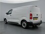 Opel Vivaro L2 145 pk | Navigatie | Achteruitrijcamera | Parkeersensoren Achter | Trekhaak | 2 Zitplaatsen Rechtsvoor | LED Dagrijverlichting | Zijschuifdeur Rechts | Airco | DAB Ontvanger | Mistlampen Voor | Apple Carplay/Android Auto |