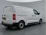 Opel Vivaro L2 145 pk | Navigatie | Achteruitrijcamera | Parkeersensoren Achter | Trekhaak | 2 Zitplaatsen Rechtsvoor | LED Dagrijverlichting | Zijschuifdeur Rechts | Airco | DAB Ontvanger | Mistlampen Voor | Apple Carplay/Android Auto |