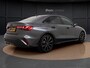 Audi A3 Limousine 30 TFSI S-Line | Apple CarPlay | Sportstoelen | Optiek Zwart | Parkeerhulp |